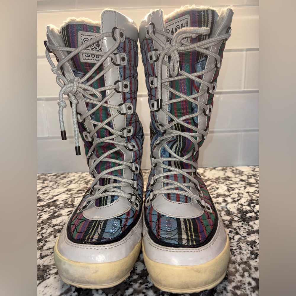Coach Plaid Quilted Snow Boots Patent Leather Trim ❄️ - Picture 5 of 14